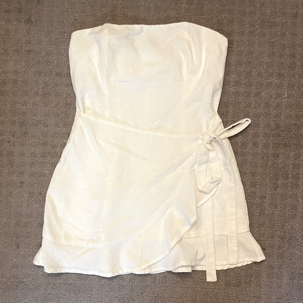 Strapless Princess Polly dress!